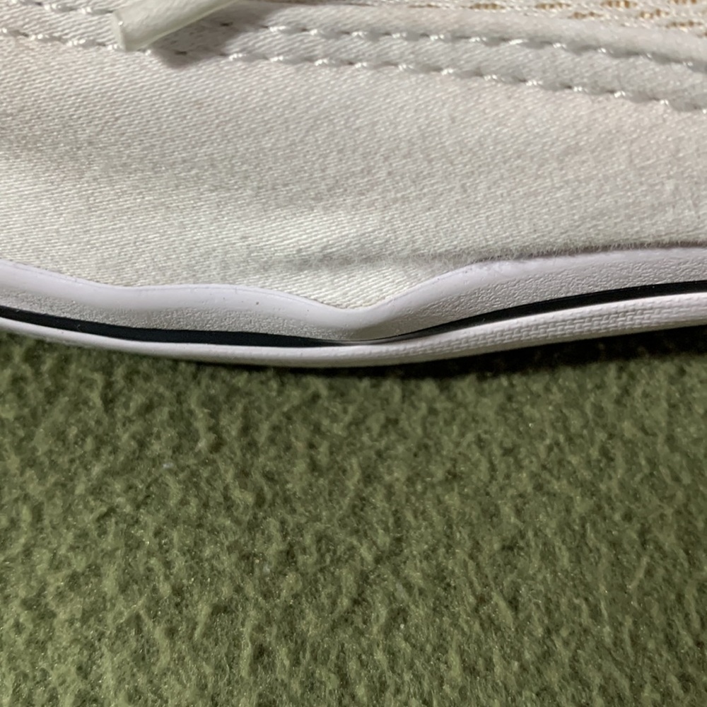 GUC Keds white shoes.  Size 8.5 - Picture 8 of 12